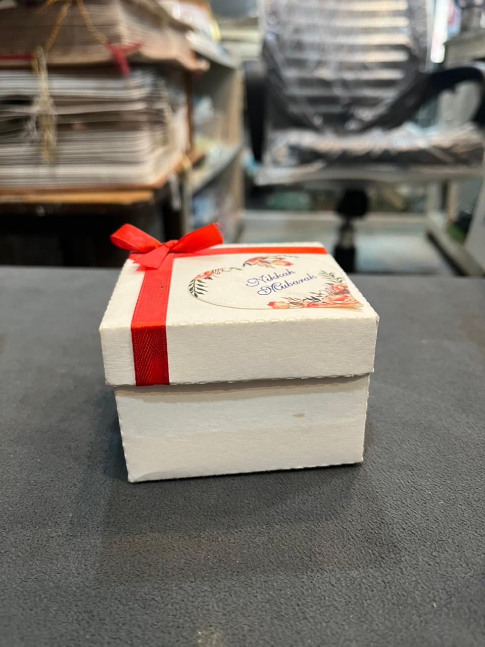premium snow white luxury gift boxs